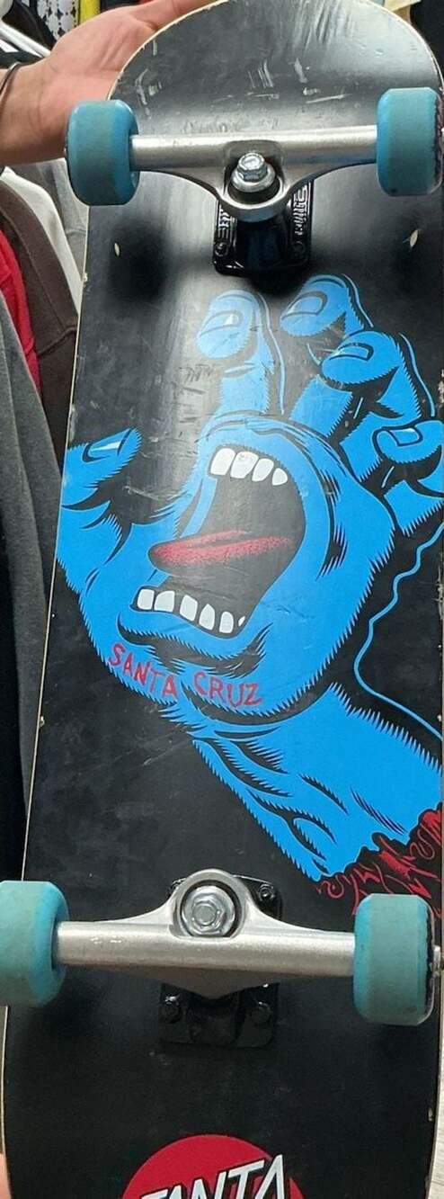 Santa Cruz Screaming Hand Complete Skateboard 8 Inch Black